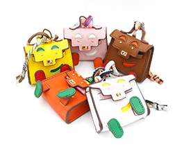 可爱迷你凯莉娃娃玩偶包挂件耳机套